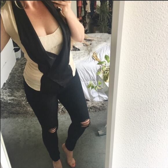 Haute Hippie Cream Black Silk Tank Tuxedo Vest Top Draped VNeck Button Blouse M - Picture 5 of 8